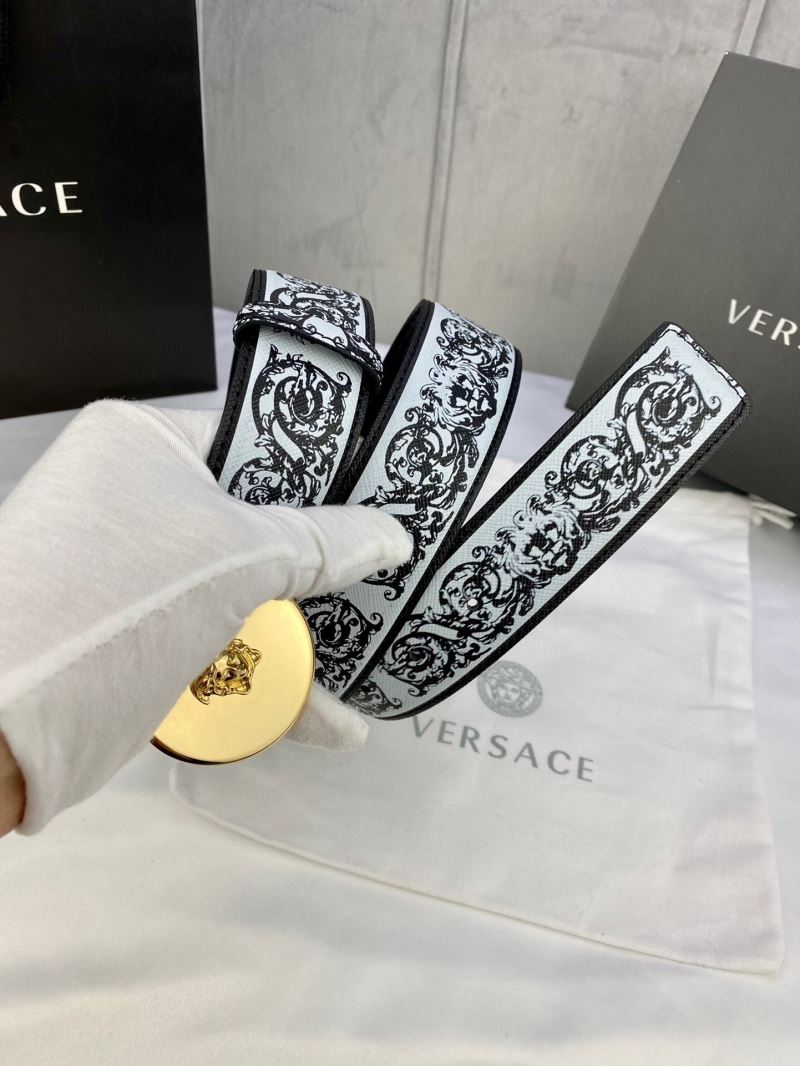 VERSACE